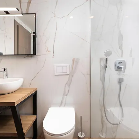 Vida's Place * Malinska