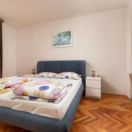 Vida's Place Apartment Malinska