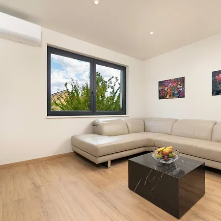 Vida's Place * Malinska